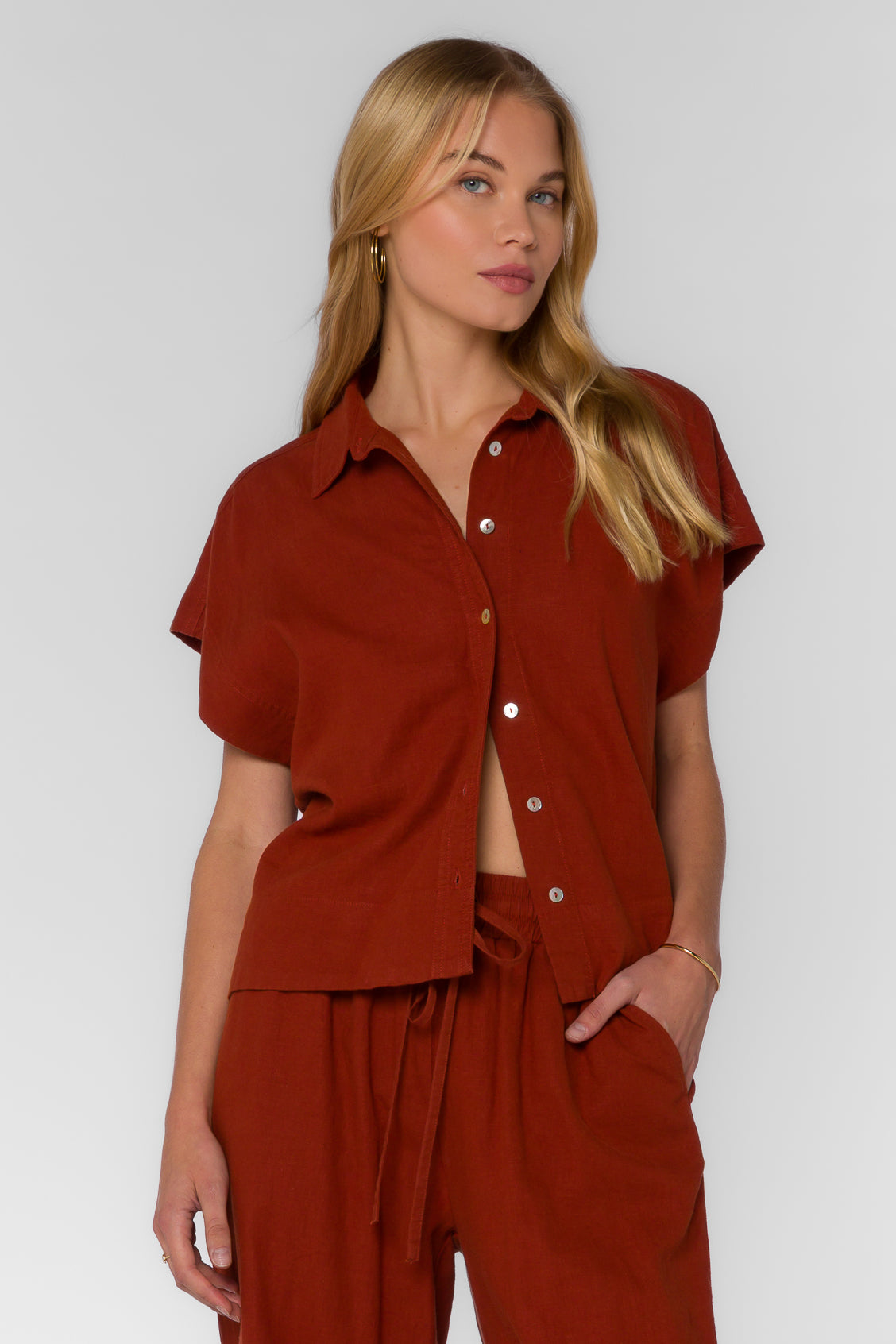 Wave Henna Brown Shirt